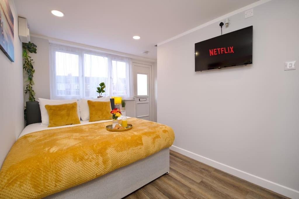 Dane Duplex Studio Two - Cosy Haven Apartment Coventry